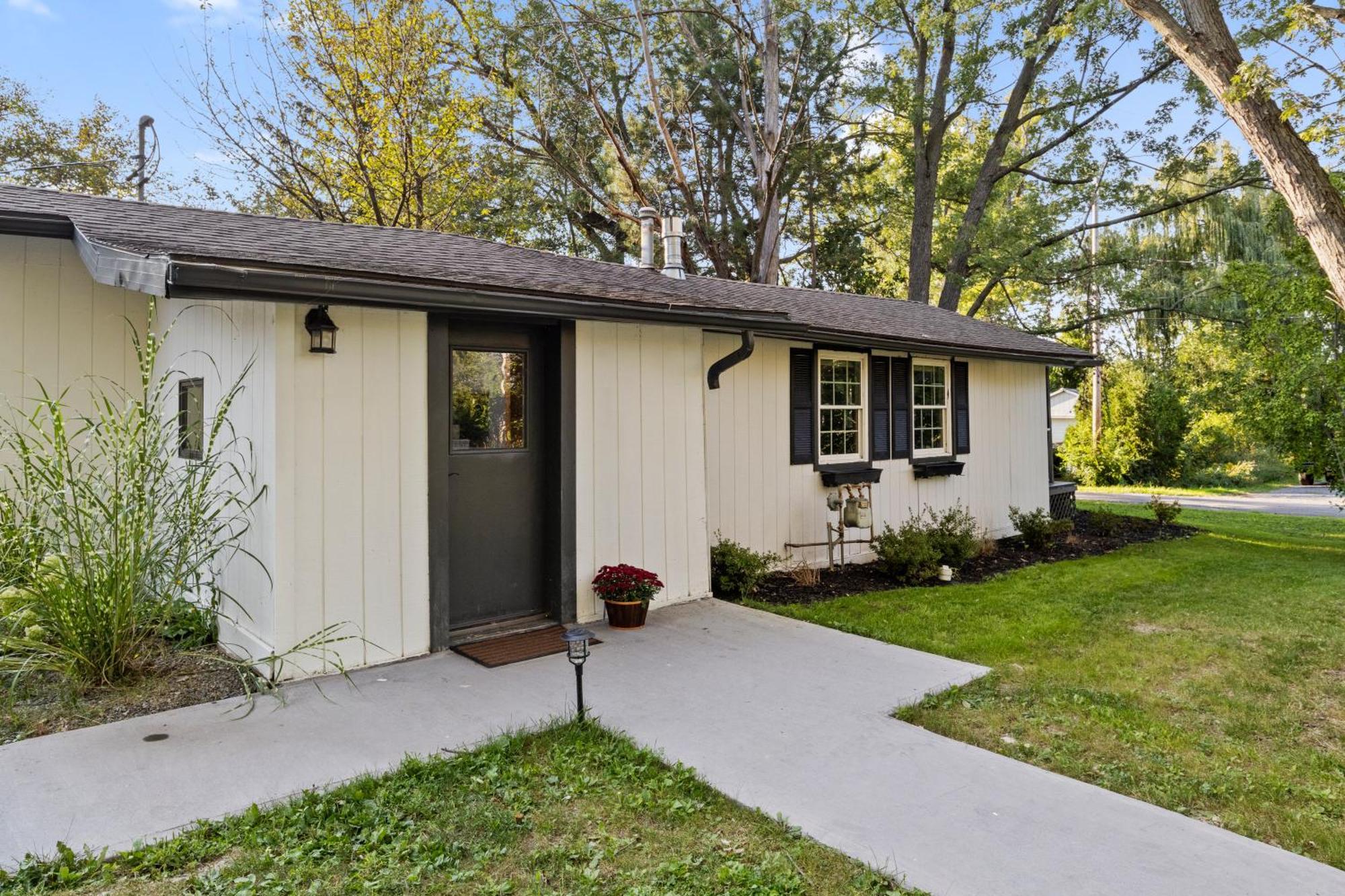 Cozy Home W/ King Bed & Lake Access Canandaigua Exterior photo