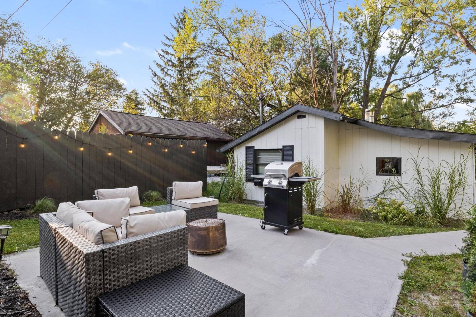 Cozy Home W/ King Bed & Lake Access Canandaigua Exterior photo